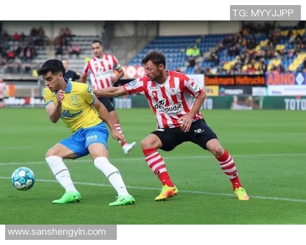 足球小细节揭示比赛胜负的关键因素与技巧解析